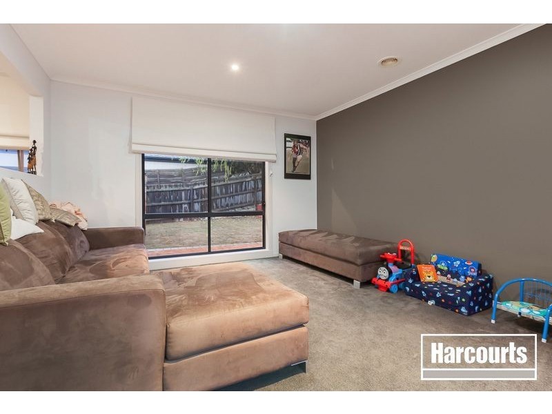 47 Fieldstone Blvd, Beaconsfield VIC 3807