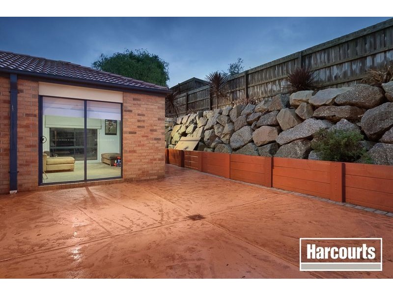 47 Fieldstone Blvd, Beaconsfield VIC 3807