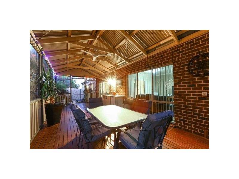 13 Grayden Drive, Berwick VIC 3806