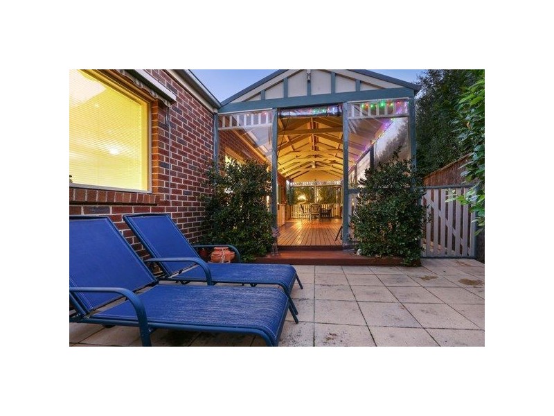 13 Grayden Drive, Berwick VIC 3806