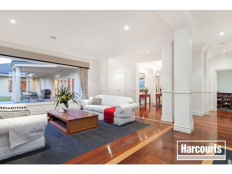 49 Ebeli Close, Narre Warren North VIC 3804