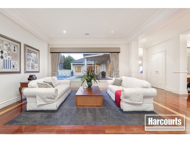 49 Ebeli Close, Narre Warren North VIC 3804