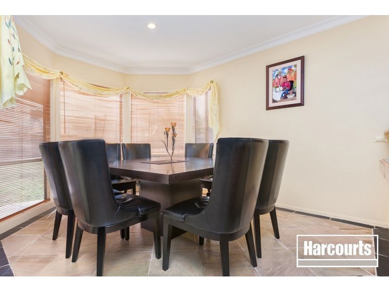 16 Littlecroft Avenue, Narre Warren South VIC 3805