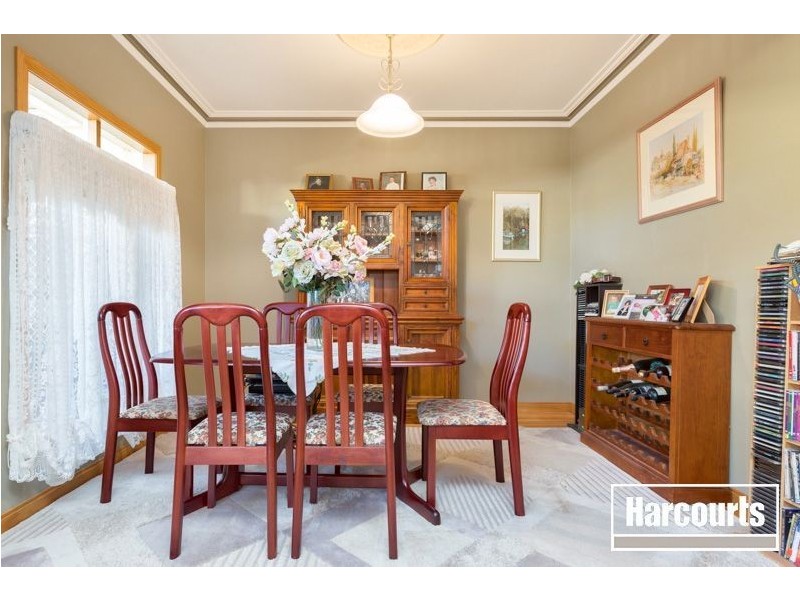 11 Lilac Crescent, Berwick VIC 3806