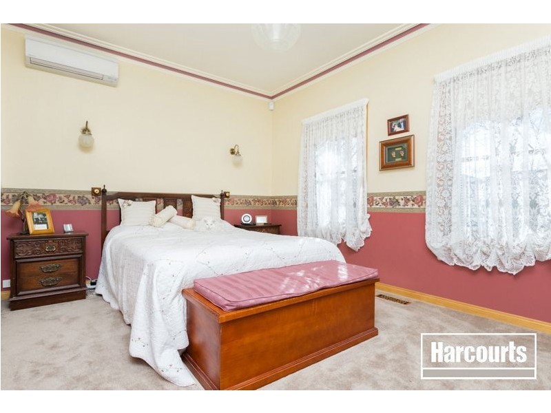 11 Lilac Crescent, Berwick VIC 3806