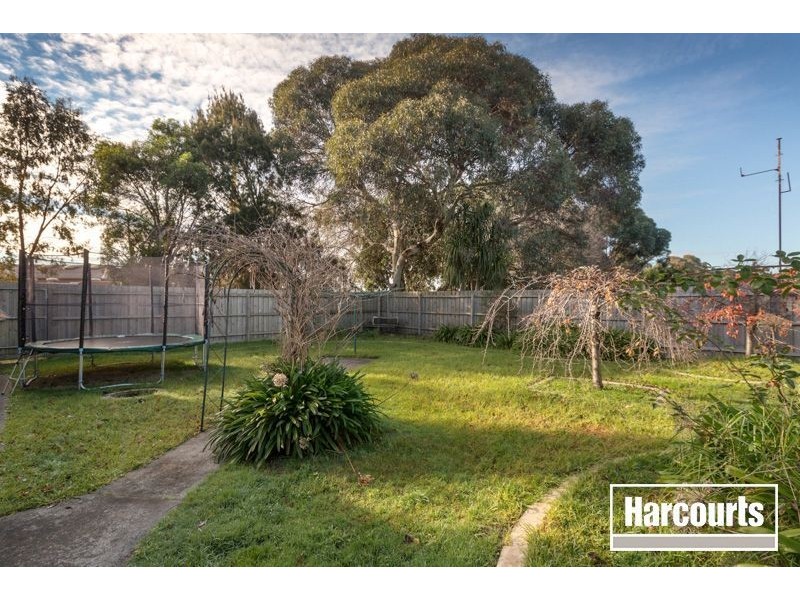 22 Edinborough Street, Hallam VIC 3803