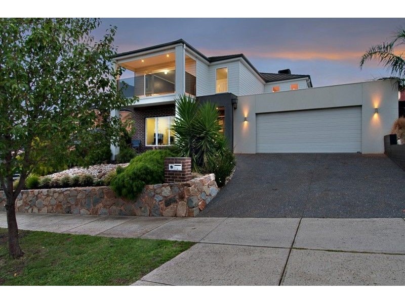 3 Lincoln Avenue, Berwick VIC 3806