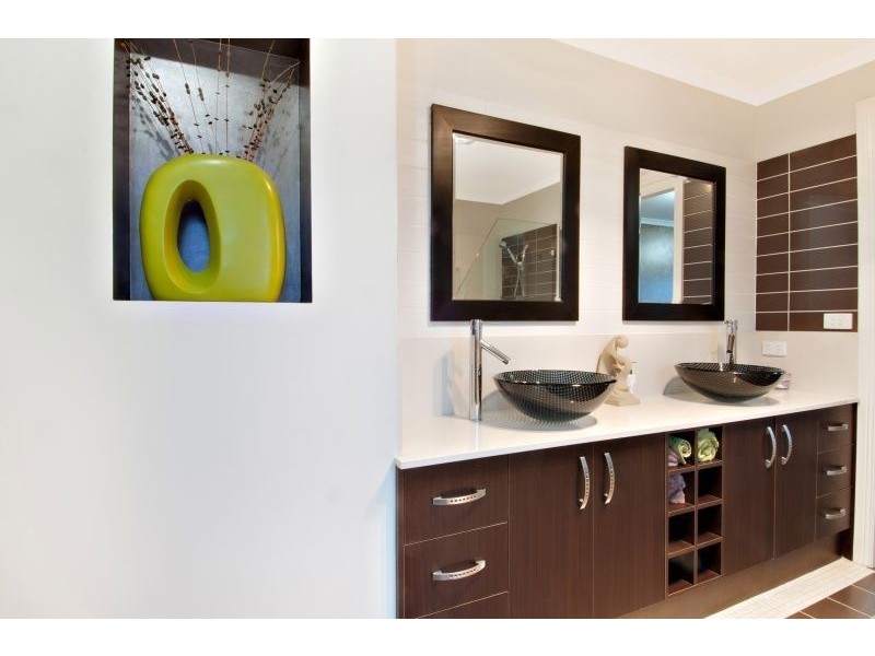 3 Lincoln Avenue, Berwick VIC 3806