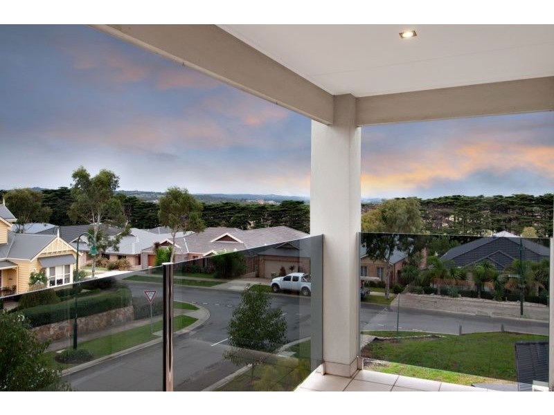 3 Lincoln Avenue, Berwick VIC 3806