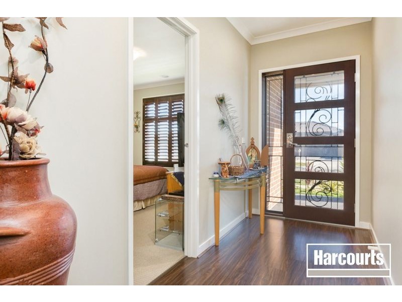 5 Gidran Way, Clyde North VIC 3978