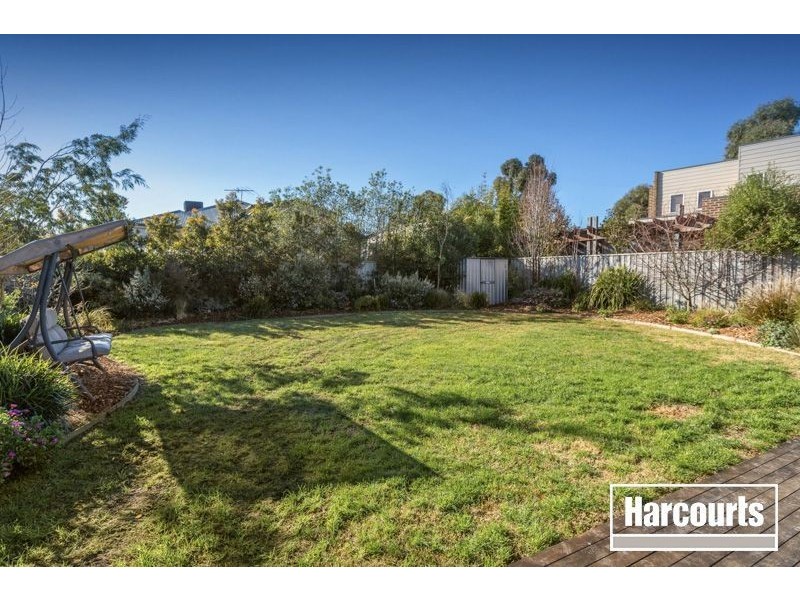 11 Sunhill Way, Berwick VIC 3806