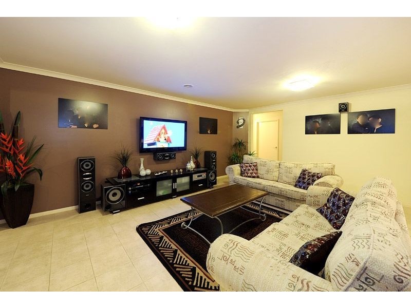 37 Jamieson Way, Berwick VIC 3806