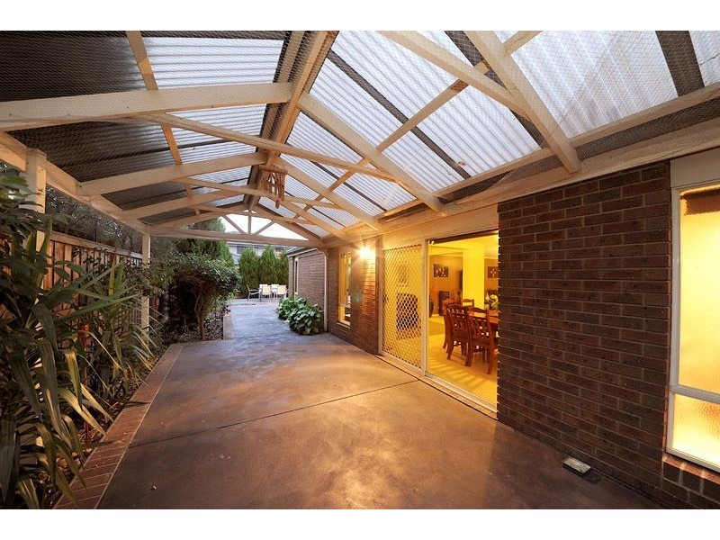 37 Jamieson Way, Berwick VIC 3806