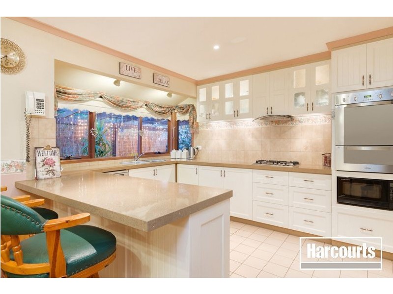 6 Schuler Court, Narre Warren VIC 3805