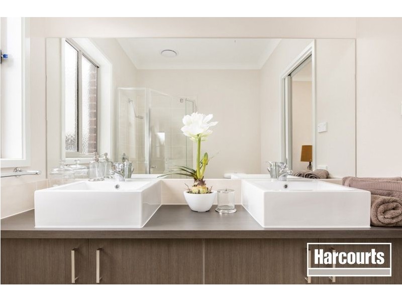 8/308 Centre Road, Narre Warren South VIC 3805