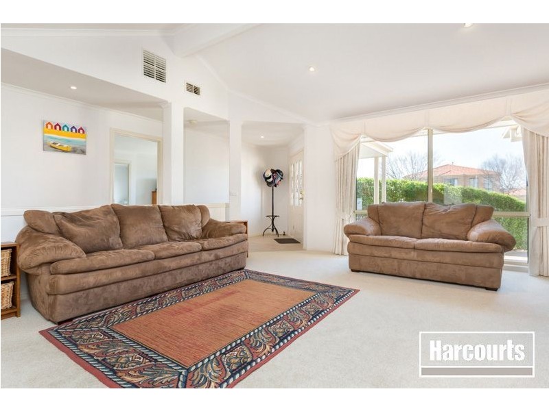 9 Broadland Way, Narre Warren South VIC 3805