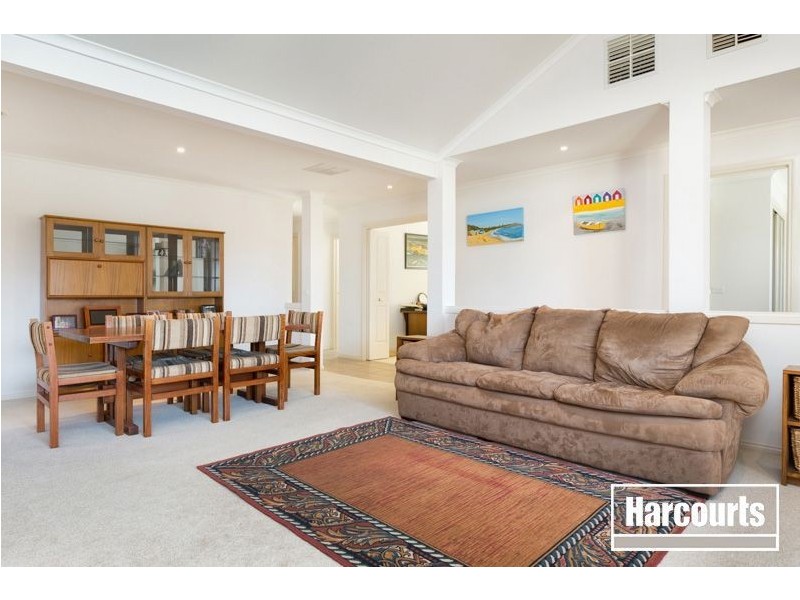 9 Broadland Way, Narre Warren South VIC 3805