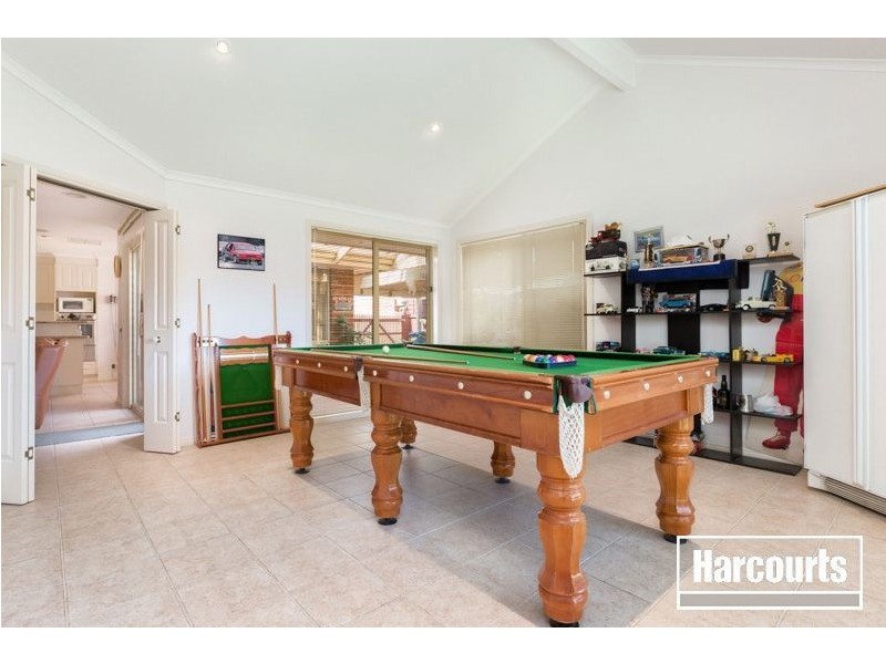 9 Broadland Way, Narre Warren South VIC 3805