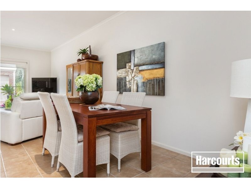 94 Patterson Drive, Lynbrook VIC 3975