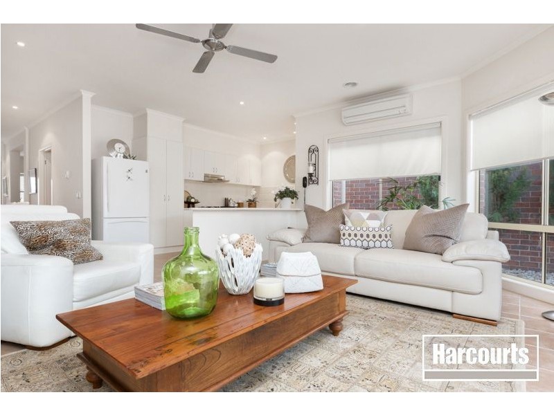 94 Patterson Drive, Lynbrook VIC 3975