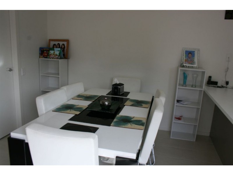 29 Rush Lilly Drive, Officer VIC 3809