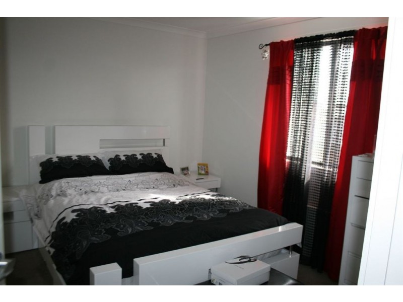 29 Rush Lilly Drive, Officer VIC 3809