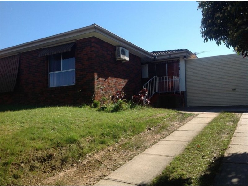 14 Saxonwood Drive, Narre Warren VIC 3805