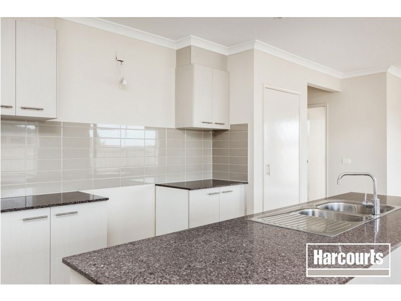 23 Rosella Avenue, Pakenham VIC 3810