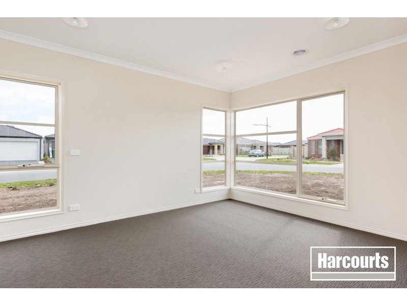 23 Rosella Avenue, Pakenham VIC 3810