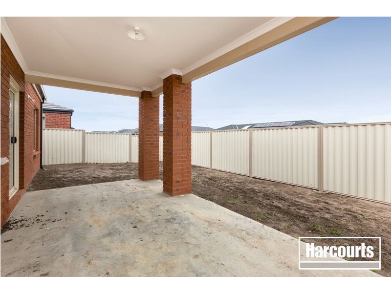 23 Rosella Avenue, Pakenham VIC 3810