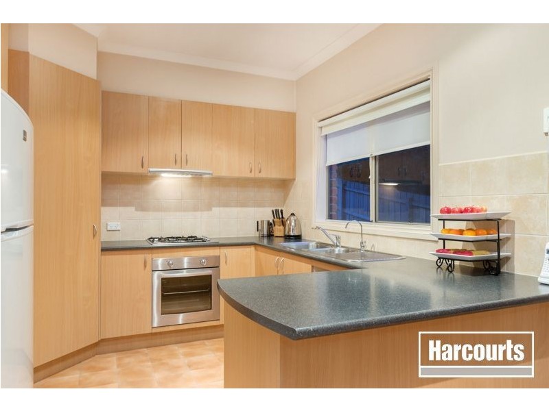 27 Portchester Boulevard, Beaconsfield VIC 3807