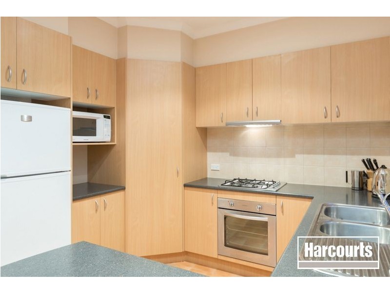 27 Portchester Boulevard, Beaconsfield VIC 3807