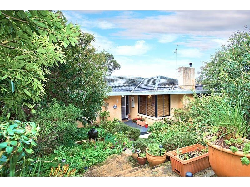 24 Lyall Road, Berwick VIC 3806