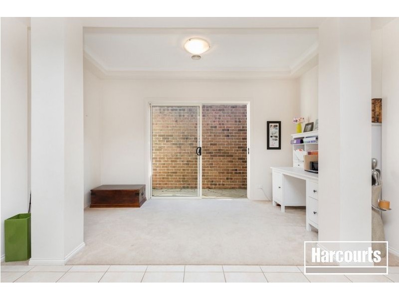 21 John Fisher Drive, Berwick VIC 3806