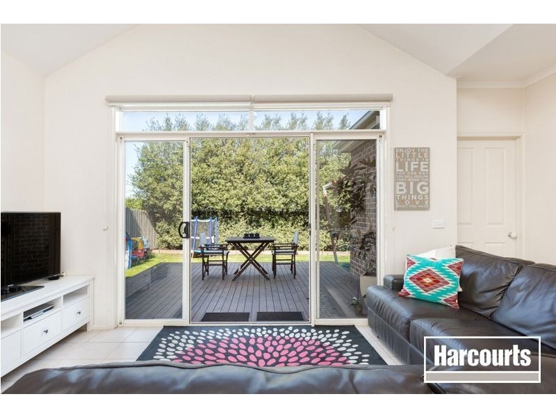 21 John Fisher Drive, Berwick VIC 3806