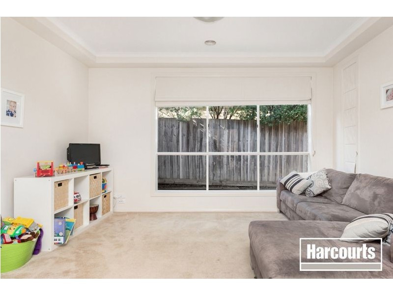21 John Fisher Drive, Berwick VIC 3806