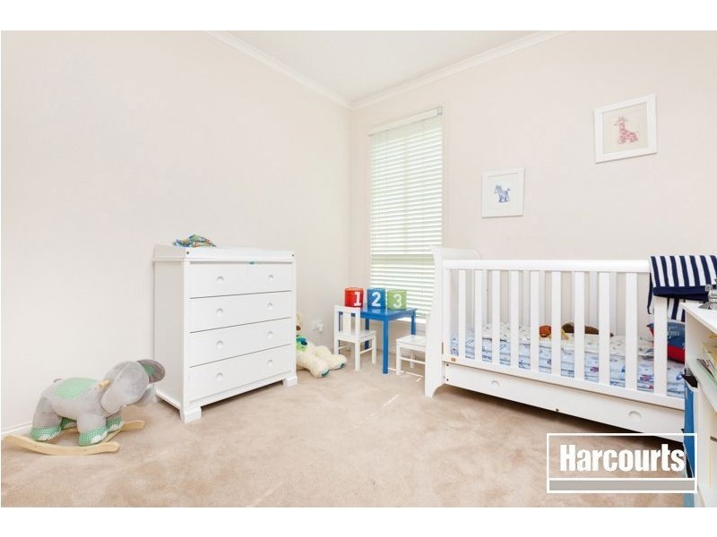 21 John Fisher Drive, Berwick VIC 3806