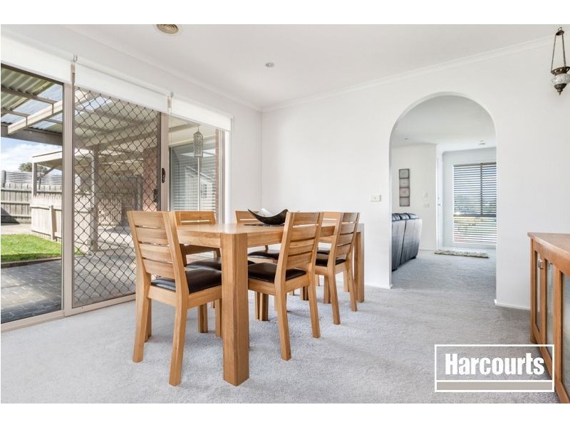 7 Raneen Place, Berwick VIC 3806