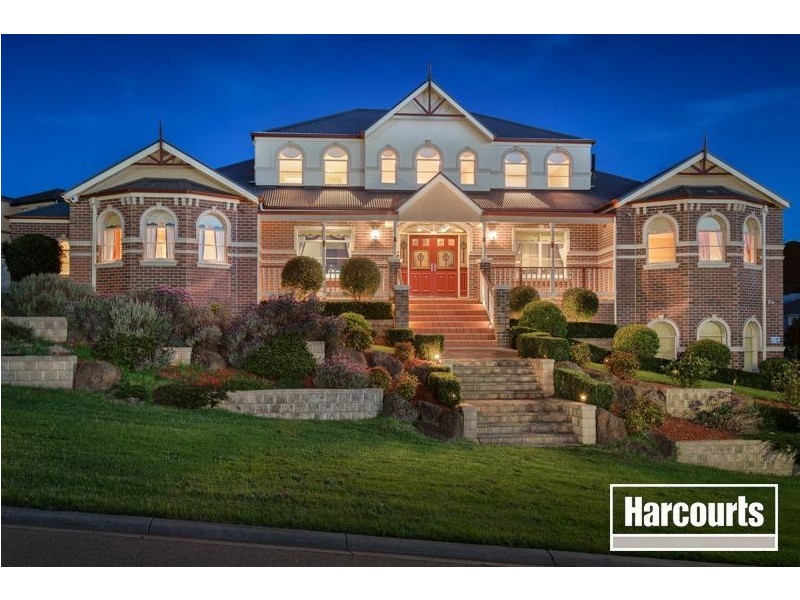 8 Lake Park Court, Lysterfield South VIC 3156