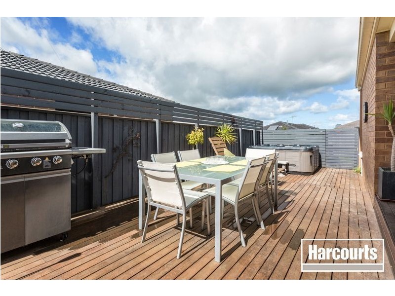 4 Tipperary Circuit, Pakenham VIC 3810