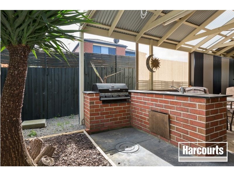 28 Pendulum Place, Berwick VIC 3806
