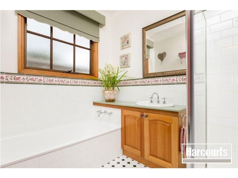 11 Marida Court, Berwick VIC 3806