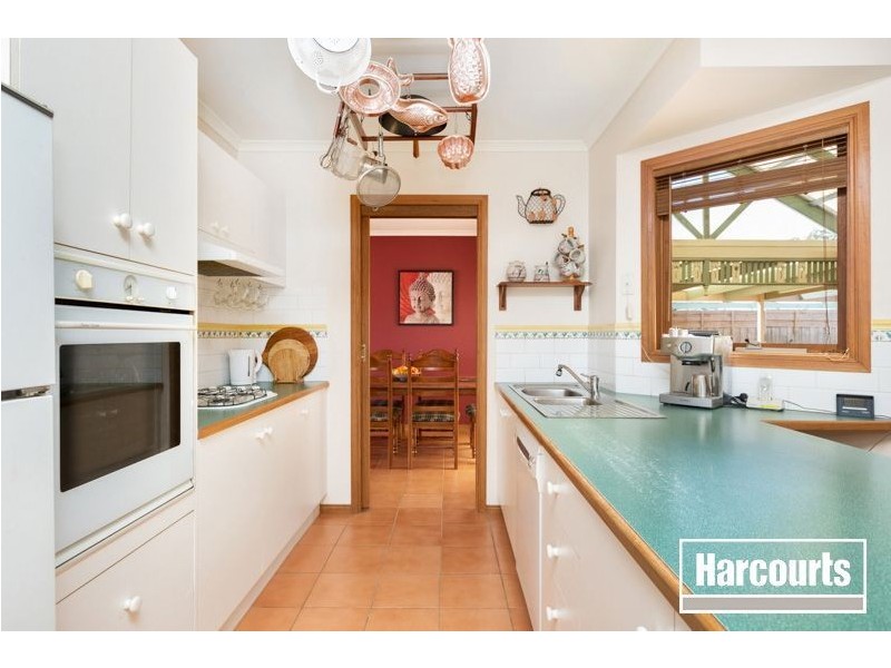 107 Earlsfield Drive, Berwick VIC 3806