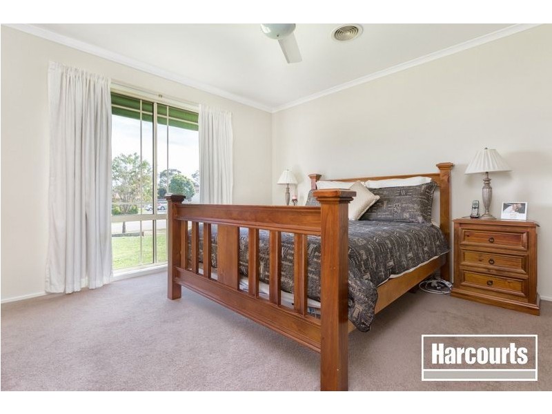 24 Fleur Court, Narre Warren South VIC 3805