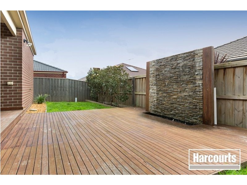 3 Honey Court, Berwick VIC 3806