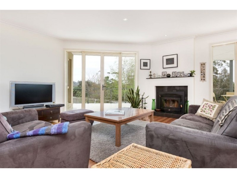 270 Hallam North Road, Lysterfield South VIC 3156