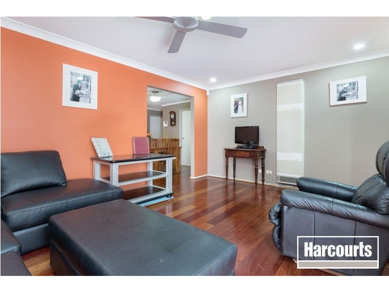 6 Mahogany Avenue, Berwick VIC 3806