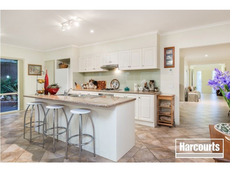 9 Eddie Barron Terrace, Pakenham VIC 3810