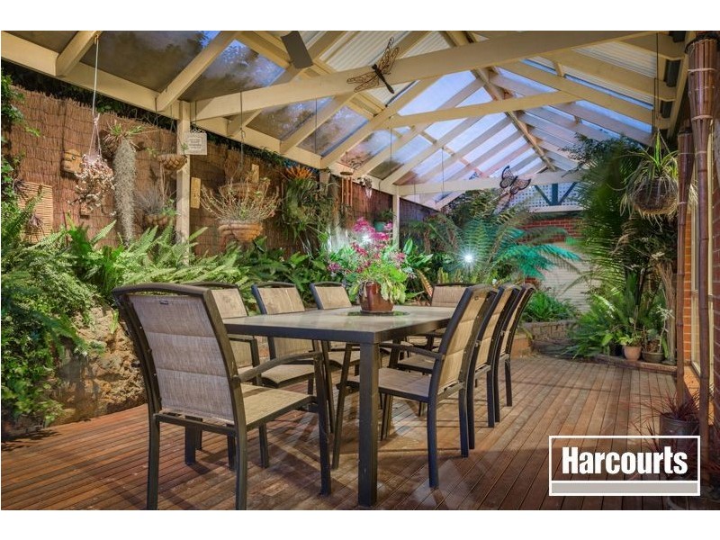 9 Eddie Barron Terrace, Pakenham VIC 3810