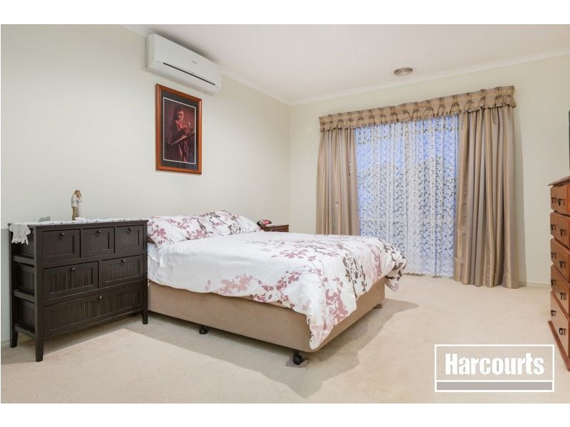 9 Eddie Barron Terrace, Pakenham VIC 3810